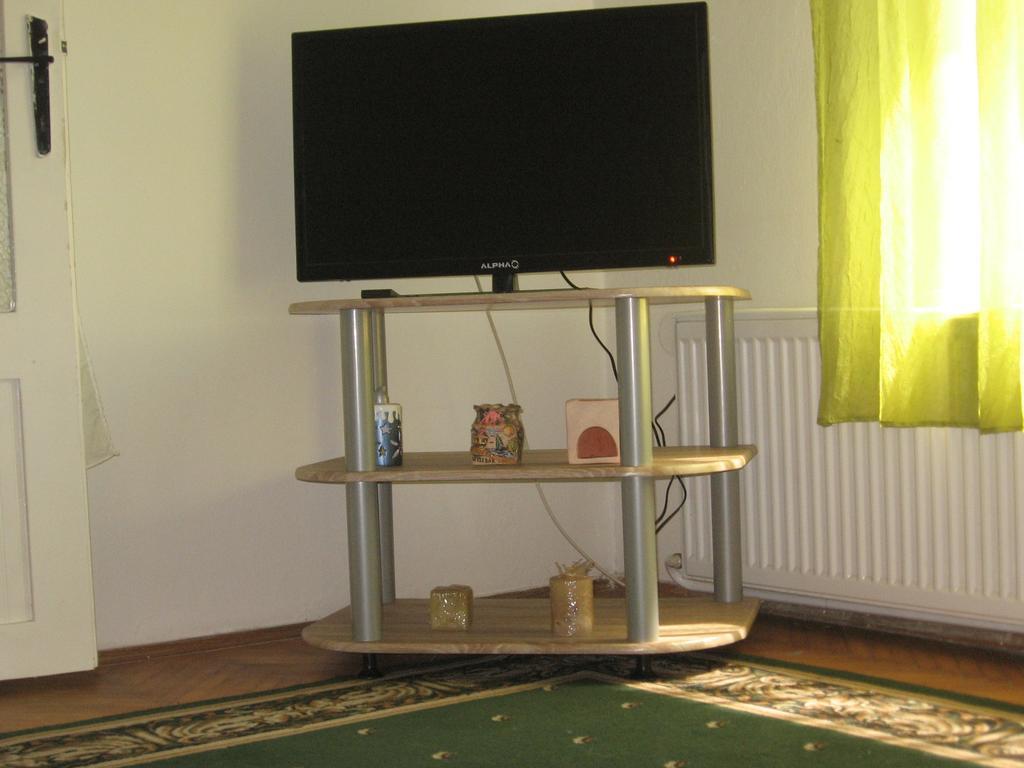 Green Apartment Novi Sad Exterior photo