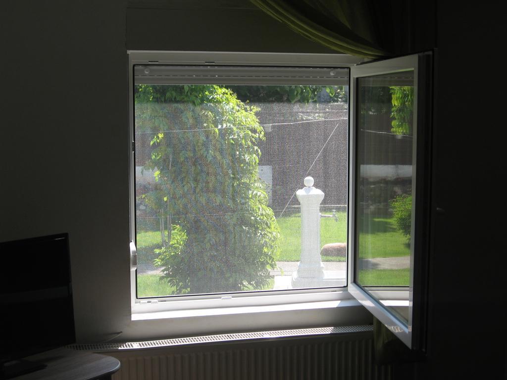 Green Apartment Novi Sad Exterior photo